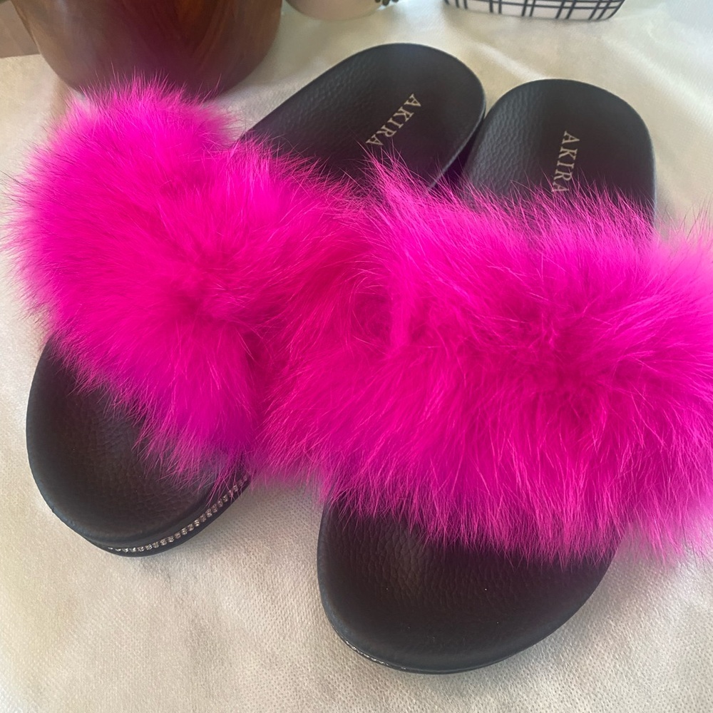 AKIRA  Fur Slide Sandals